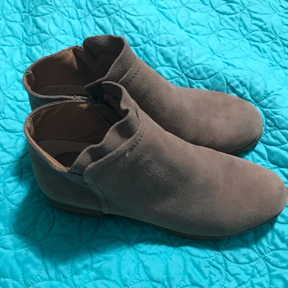 Steve Madden booties